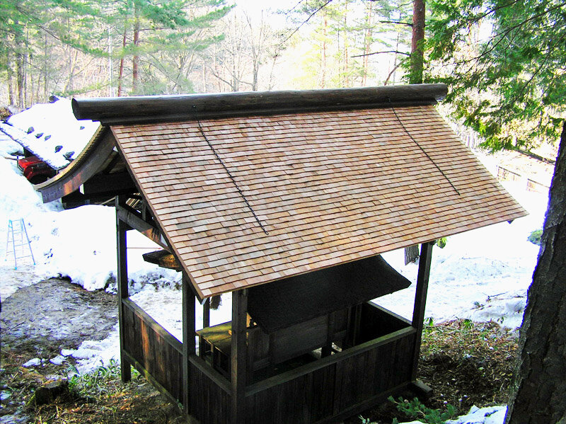 富士神社覆殿