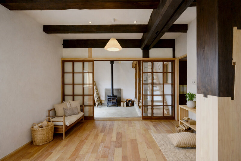 板倉を移築した住宅兼店舗