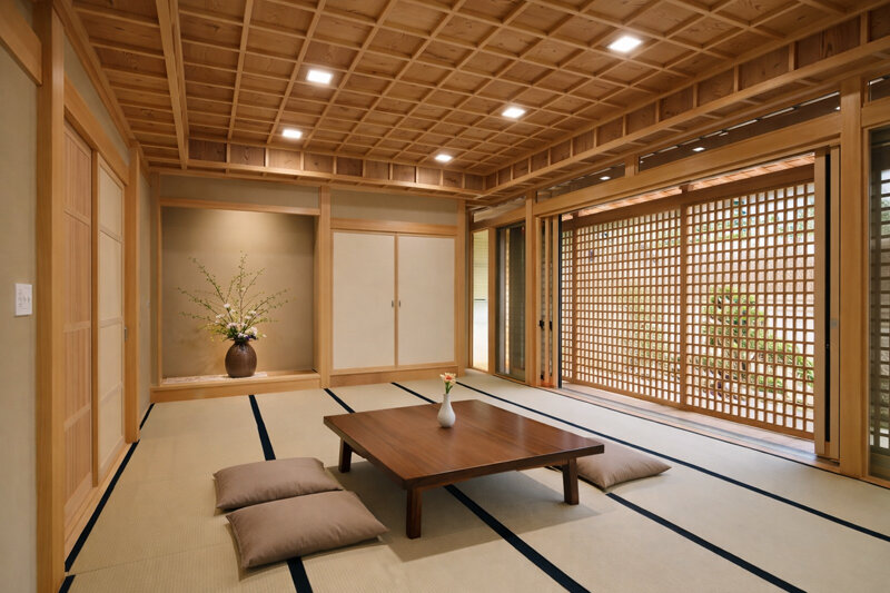 飛騨の伝統意匠を取り入れた邸宅