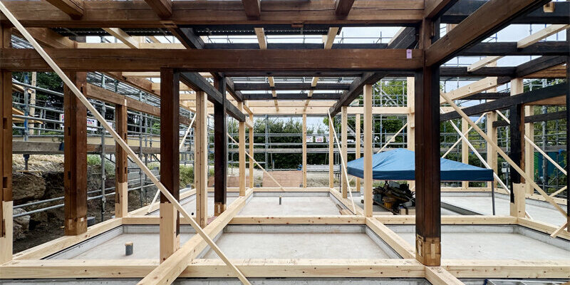 移築先での組立て写真